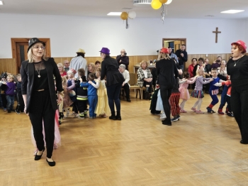 ebe9c127-6aa3-4f77-a140-abb9f03ffd3e