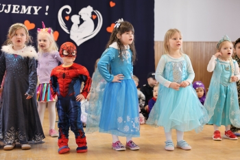 ef821b0f-864c-4ea5-b14f-eb9a1a0aa0bb