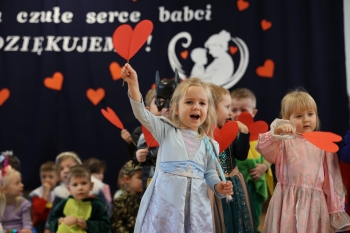 fb85907b-f017-4aa1-9b0c-35941c0310bf