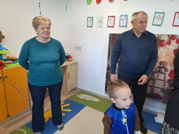 d1a47d09-f821-4589-b250-2499707edff8