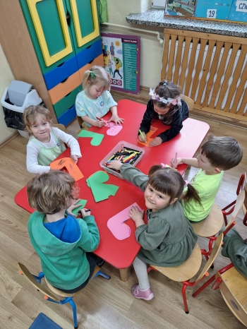 ce05ec95-52c8-4ae0-bc1c-0576b38c0172