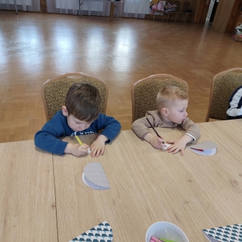 c1d49c6f-b231-415e-9560-fa4c3d50681b