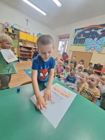 fce3b5fb-49fe-4caa-ac38-c10836126cb8