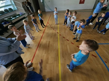 c9487e84-efd6-436b-9f71-b3610809a6ae